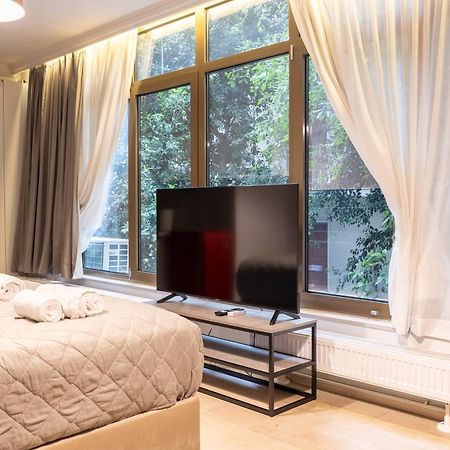 Tsakalof 10 View Central Apartment By Superhost Hub アテネ エクステリア 写真